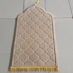 Tapis de prière beige matelassé enfant